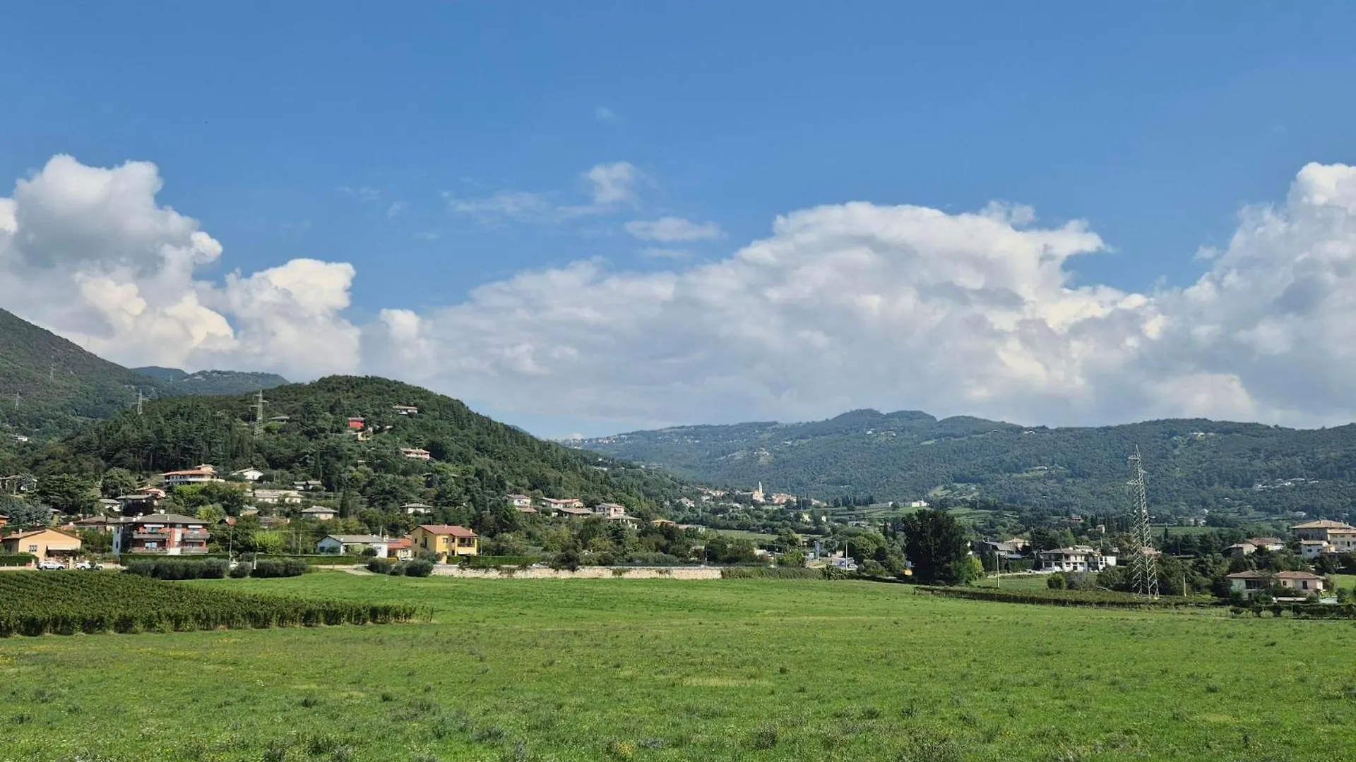 Gardazen Suites - Luxury - Adults Only Caprino Veronese 0*,  Italy
