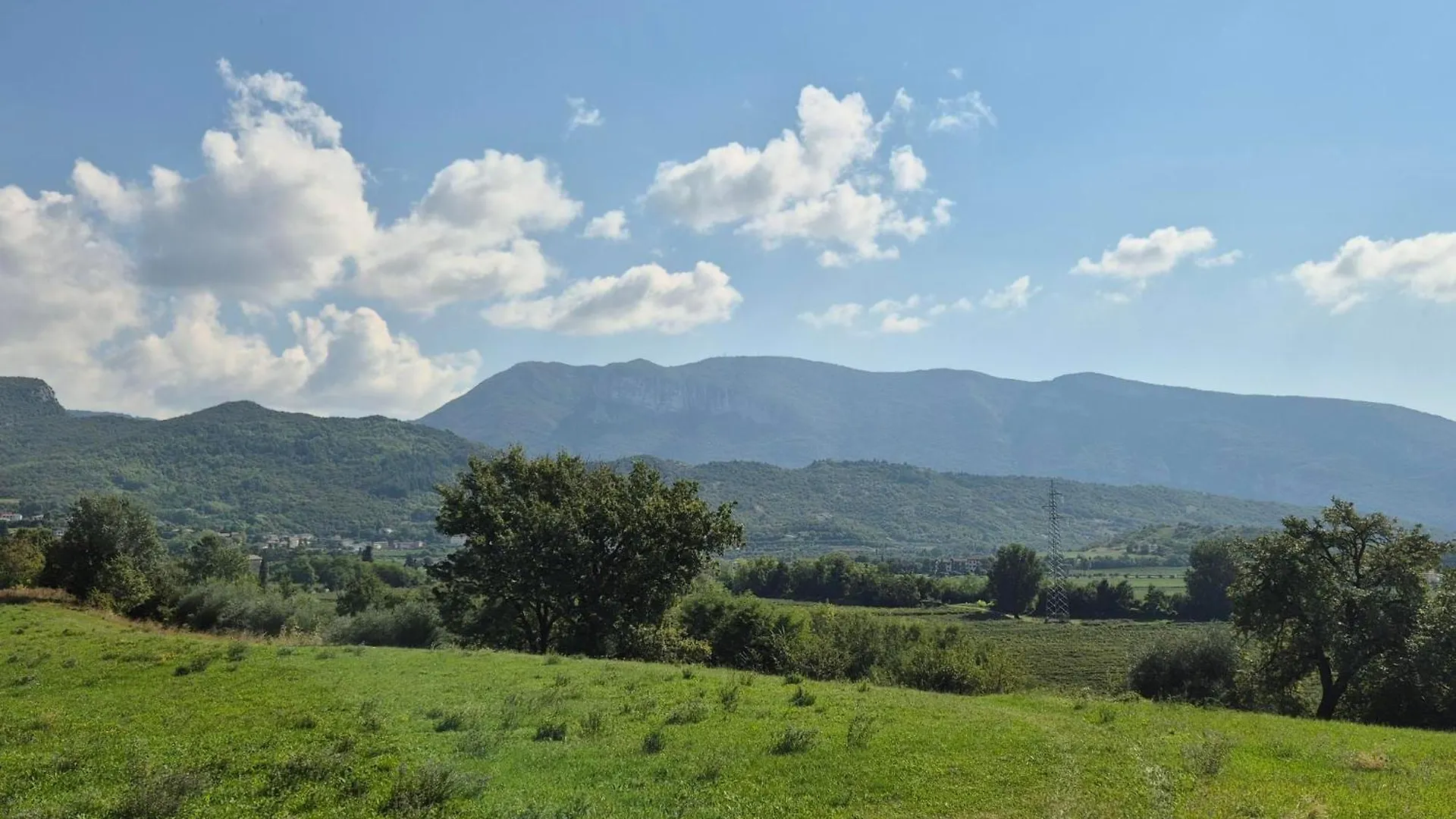 Gardazen Suites - Luxury - Adults Only Caprino Veronese Bed & Breakfast