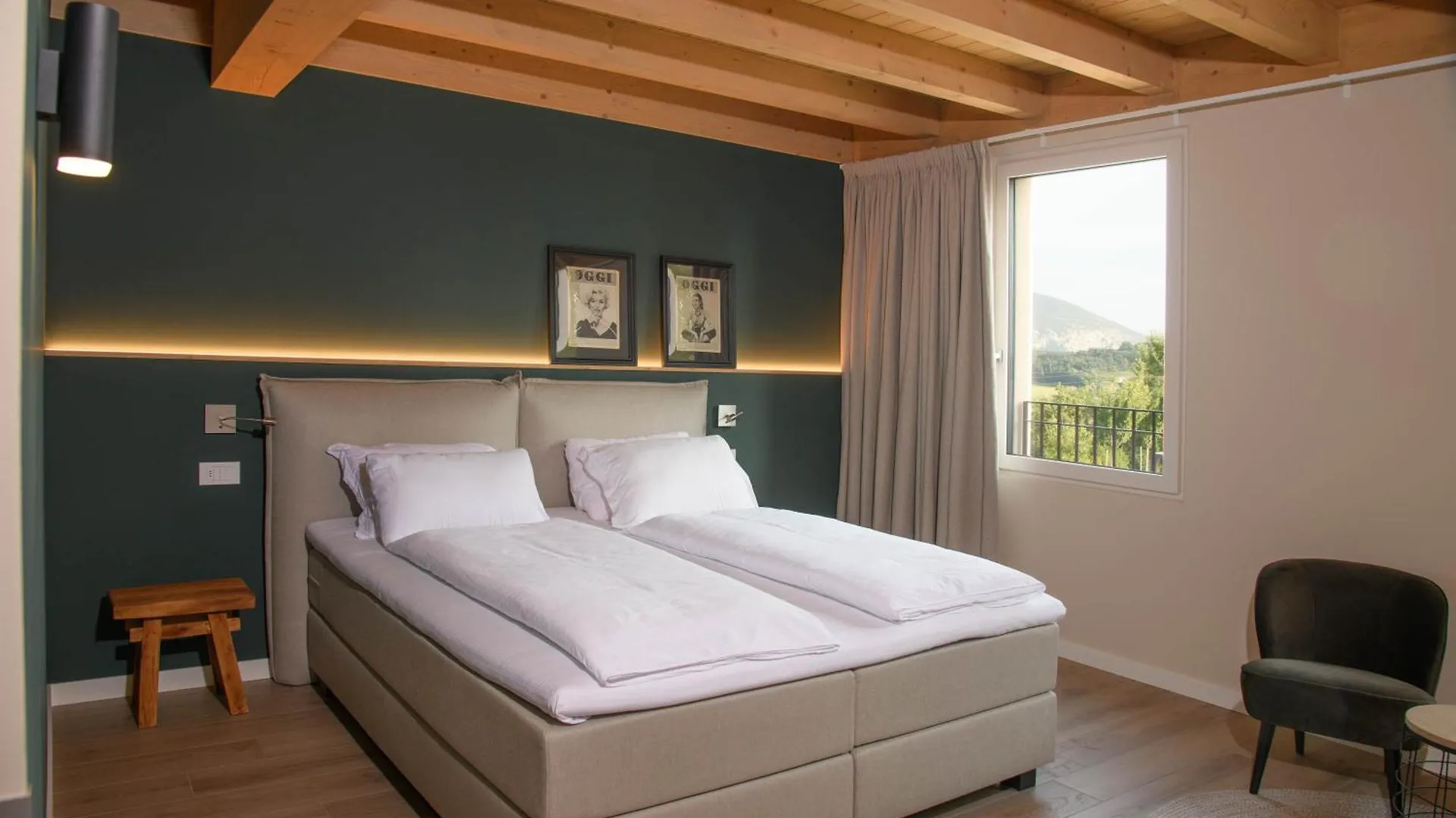 Bed & Breakfast Gardazen Suites - Luxury - Adults Only Caprino Veronese Italy