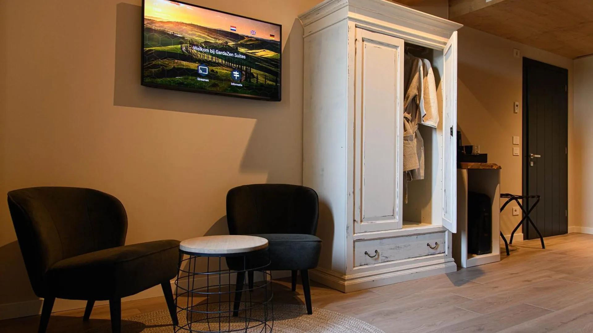Bed & Breakfast Gardazen Suites - Luxury - Adults Only Caprino Veronese